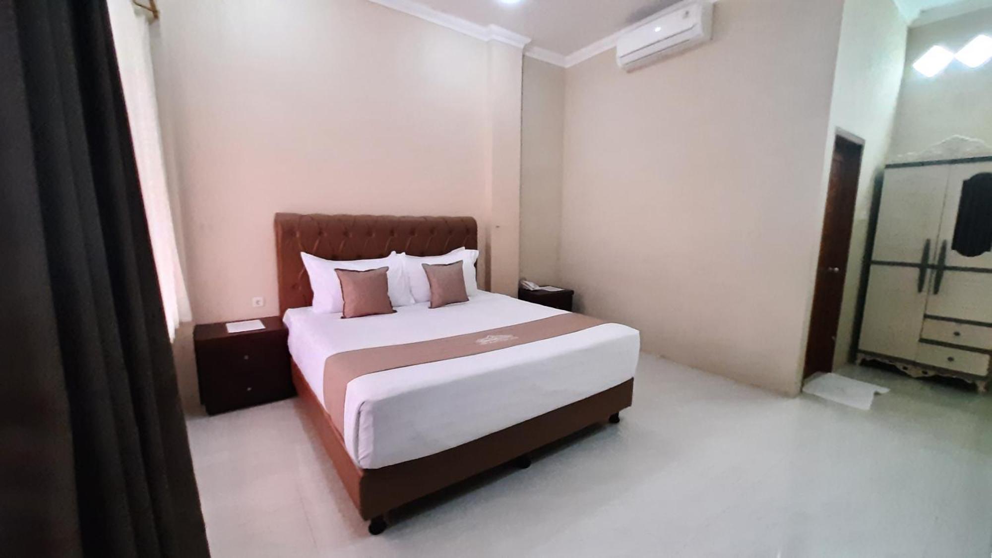 Bukit Indah Doda Hotel & Resorts Palu Kamer foto