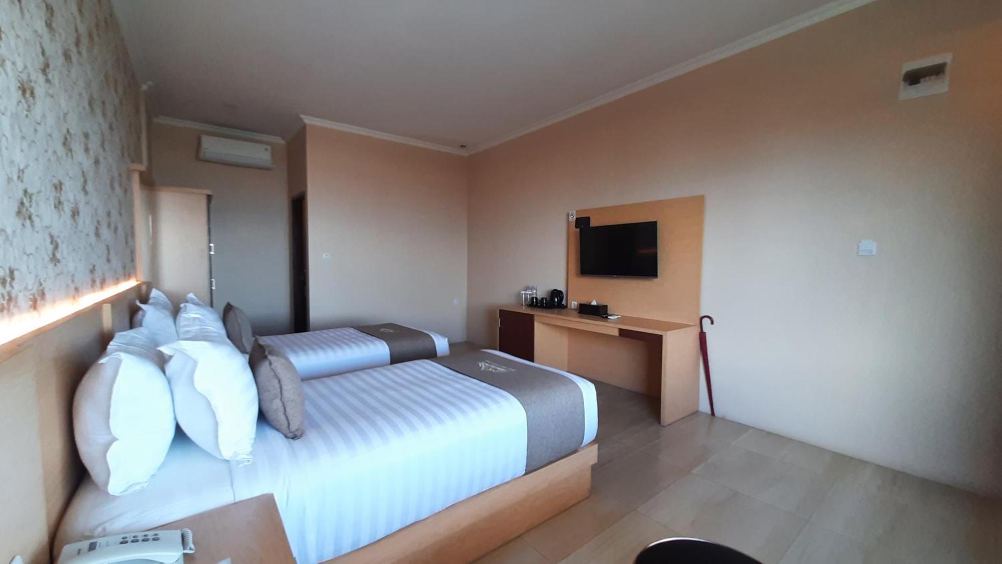 Bukit Indah Doda Hotel & Resorts Palu Kamer foto